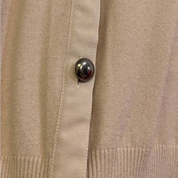 MaxMara Blush Beige Button-Up Cardigan - Picture 2 of 5